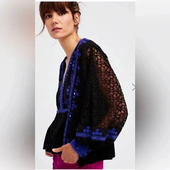 Tops - Free People Women’s Boogie All Night Long Balloon Sleeve Top with embroidery, XS